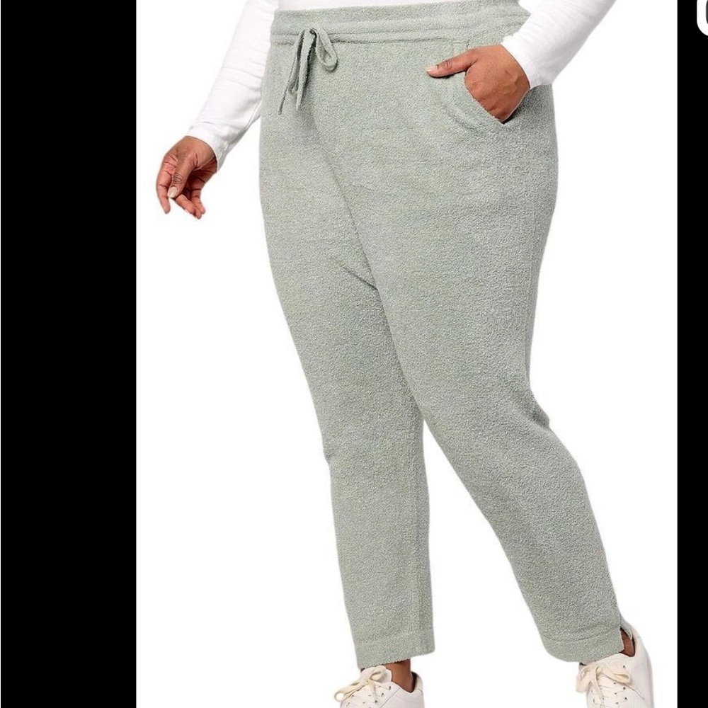 NWT Barefoot Dreams CozyChic Lite Relaxed Joggers, In Beach Glass Size Large